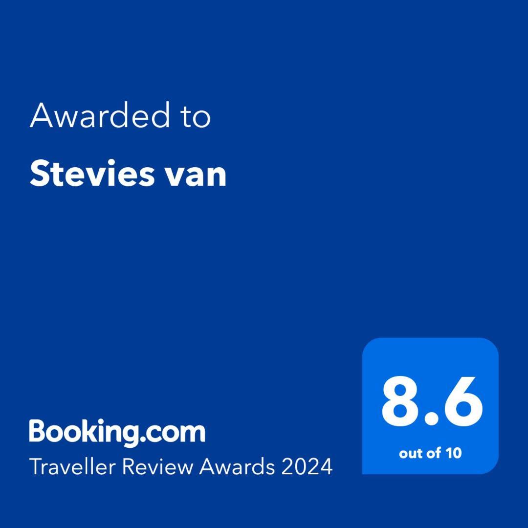 Stevies Van Tunstall  외부 사진
